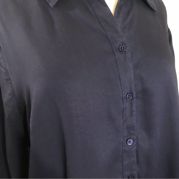 Crown & Ivy Navy Tunic Blouse Size 1X - Picture 4 of 9